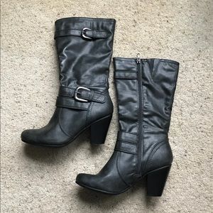 Relativity Boots